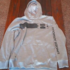 Under armour cold gear hoodie medium